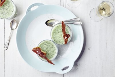 Gazpacho in ’t groen met krokante ham