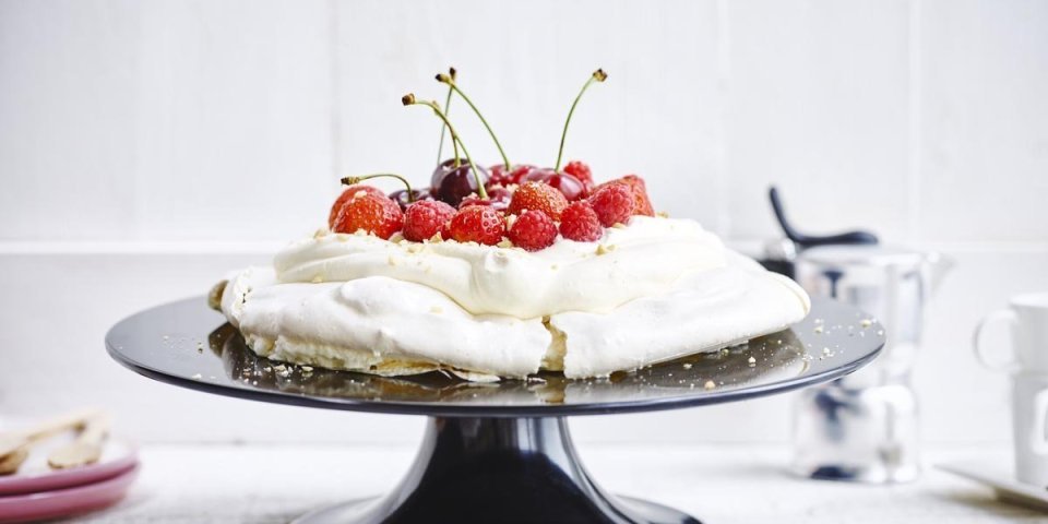 Pavlova met rood fruit